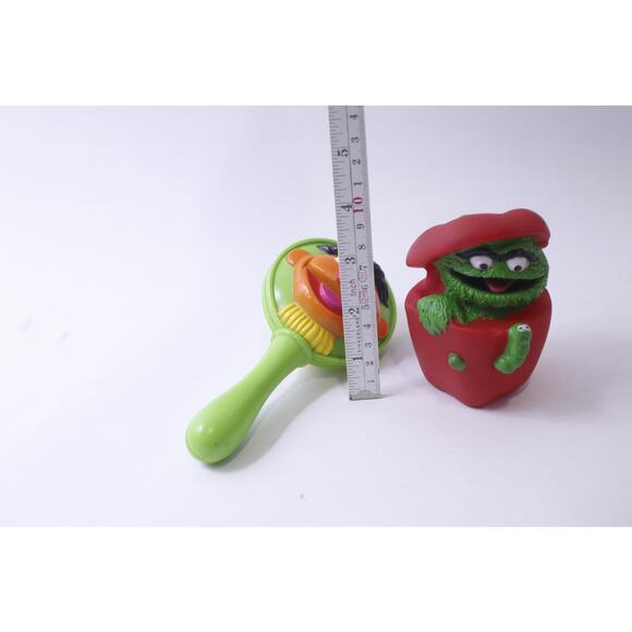 1980s Sesame Street, Bert and Ernie Baby Rattle, Oscar the Grouch Squeak Toy, - Picture 3 of 3